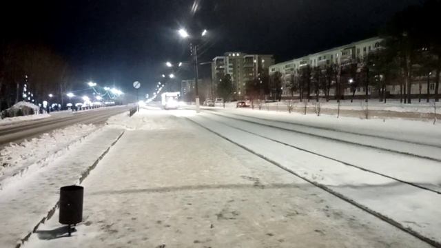 Новогодний трамвай 71-619КТ №130 смотреть онлайн