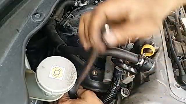Membuka / Melepas (Thermostat Dan Water Inlet Pipe) Suzuki Swift M13A 2007 Step By Step