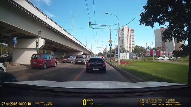 Крыло уцелело (чуть было не было) смотреть онлайн