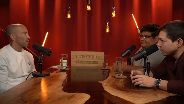 Confronting Jason Oppenheim On The 2022 Real Estate Bubble | Selling Sunset смотреть онлайн