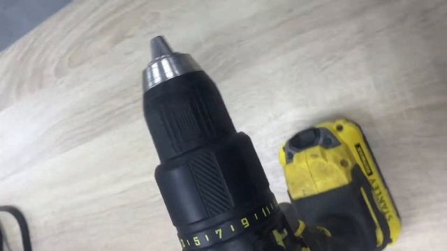 Ударная дрель-шуруповёрт Stanley Fatmax SCD711C2K смотреть онлайн