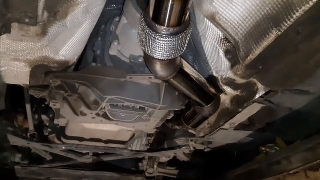 Даунпайп для Audi a4 b8 3"+средняя часть выпуска. смотреть онлайн