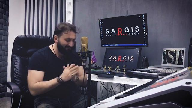 Harout Pamboukjian - Te achers qez voronen (Soso Hayrapetyan - Cover) смотреть онлайн