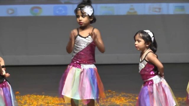 Chanda Ne Puchha Taro Se Dance At Fusion Fitness Studio !st Anniversary Show