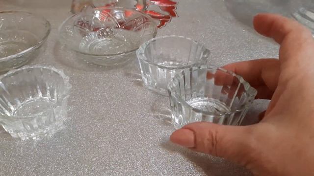 Стеклянная посуда из старого дома.Фруктовницы, розетки, солонки. смотреть онлайн
