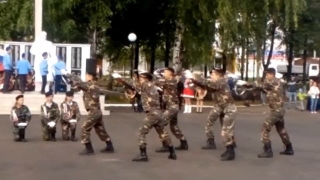 Военно-патриотический клуб "Патриот" в г. Шумерля 10 сентября смотреть онлайн