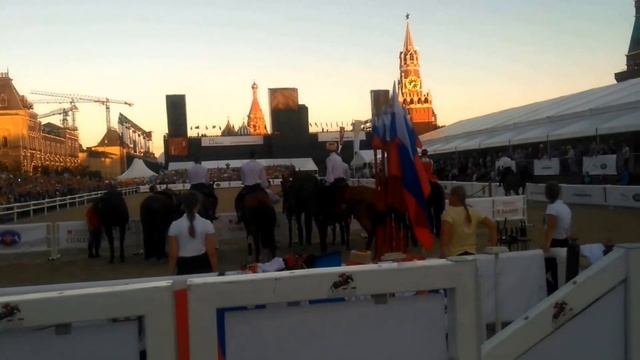 ДЖИГИТОВКА НА КРАСНОЙ ПЛОЩАДИ (РАЗВЛЕЧЕНИЯ, КРАСНАЯ ПЛОЩАДЬ, КРЕМЛЬ) смотреть онлайн