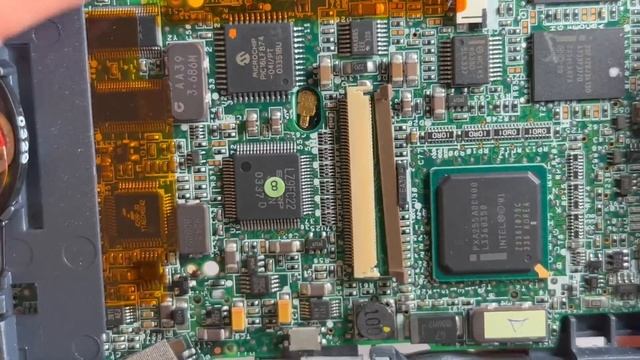 Fujitsu siemens pocket loox Disassembly смотреть онлайн