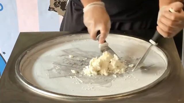 Ginger Ale Rolled Ice Cream смотреть онлайн