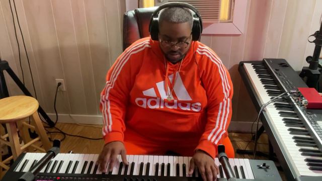 Creating a worship patch, using the Roland Fantom 07 смотреть онлайн