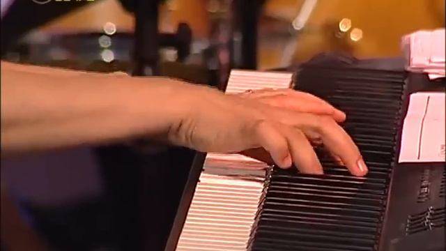 ''Con Alma''Band.Rain Forest.Yervand Margaryan-Flugelhorn,Nara Arakelyan-Piano,Vahagn Grigoryan-Sax смотреть онлайн
