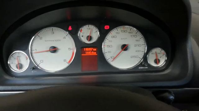 Peugeot 407 con nueva tecnología, actualizando a la actual. смотреть онлайн