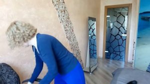 ЛАЙФХАК/ Чистим мебель от шерсти