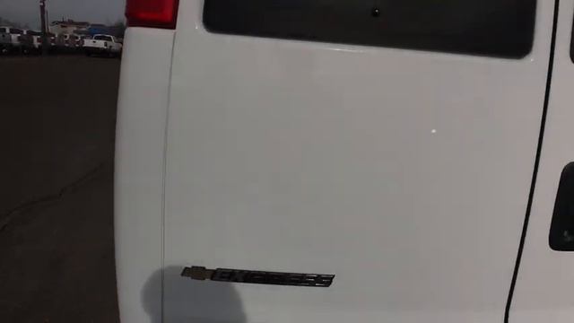 2018 Chevrolet Express Passenger Carson City, Reno, Yerington, Northern Nevada, Elko, NV 18-0633 смотреть онлайн