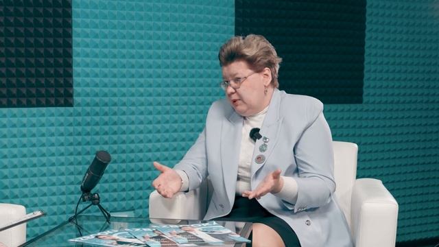 УЧИТЕЛЬ В КАДРЕ. Выпуск №1. Марина Владимировна Потькалова, воспитатель, педагог-наставник. смотреть онлайн