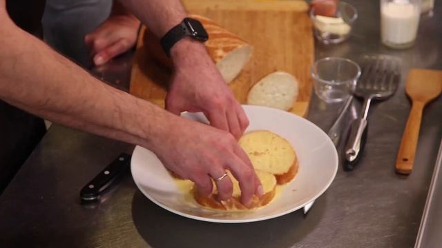 Гренки с яйцом и молоком