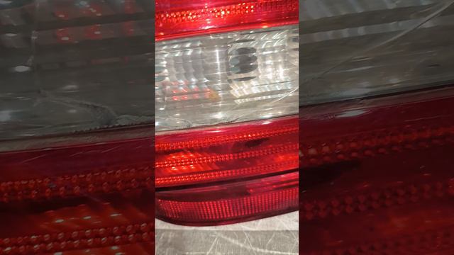 31391 Фонарь задний левый Mercedes ML W164