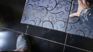 Стрелочки на плитке. Обращать ли внимание.