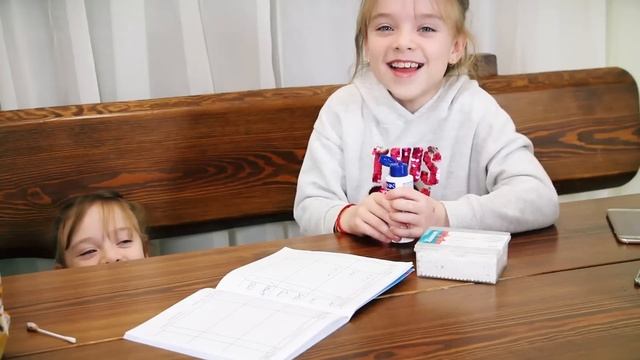 #ШКОЛА или КАК УДАЛИТЬ ДВОЙКУ С ДНЕВНИКА смотреть онлайн