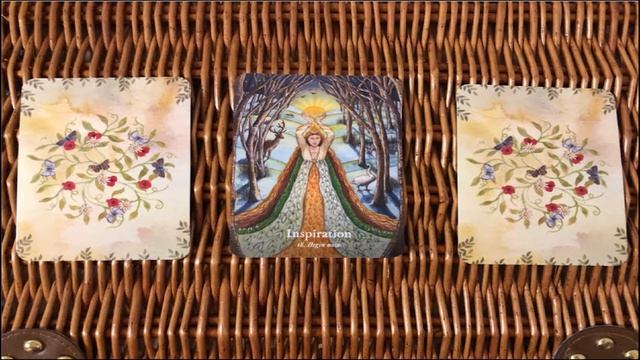 Oracle Card Reading: What Do You Need to Know for the Week? смотреть онлайн