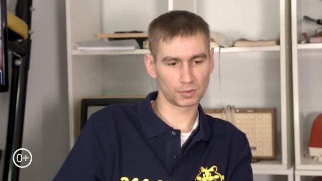 СКРИПИТ ПАРКЕТ - ЧТО ДЕЛАТЬ? НУЖНО ЦИКЛЕВАТЬ ИЛИ РЕСТАВРИРОВАТЬ? смотреть онлайн