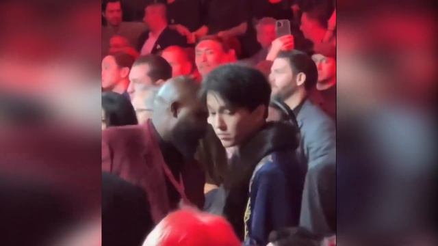 🔔 Димаш Кудайберген поразил зрителей исполнением гимна в Лас-Вегасе. Новое видео Димаша (SUB) смотреть онлайн