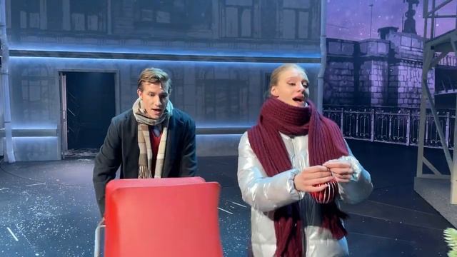 Артисты мюзикла «Ничего не бойся, я с тобой» - Последний час декабря смотреть онлайн