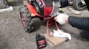 Замена масла в мотоблоке Салют с двигателем B&S 6.0