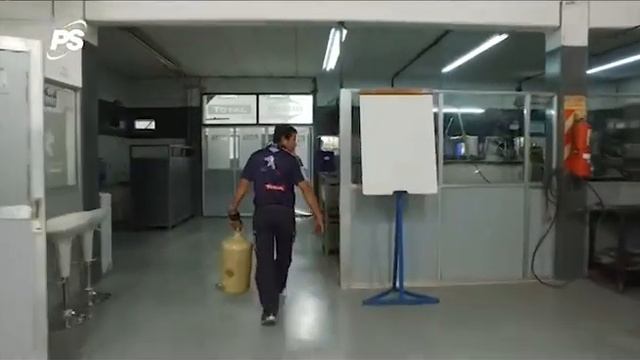 Equipo Peugeot-Total STC2000 - Ulises Armelini - DTA Racing смотреть онлайн