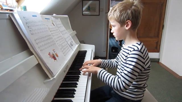 "Жаворонок" - конец 1го года обучения смотреть онлайн