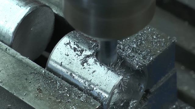 Making the Hulkbuster Part 2 - Body Arms and hips смотреть онлайн