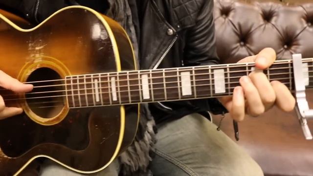 1959 Guild F-40 Sunburst | Guitar of the Day смотреть онлайн