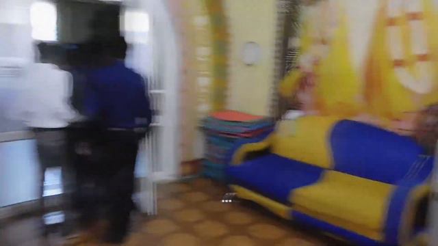 trip to ISCKON temple смотреть онлайн