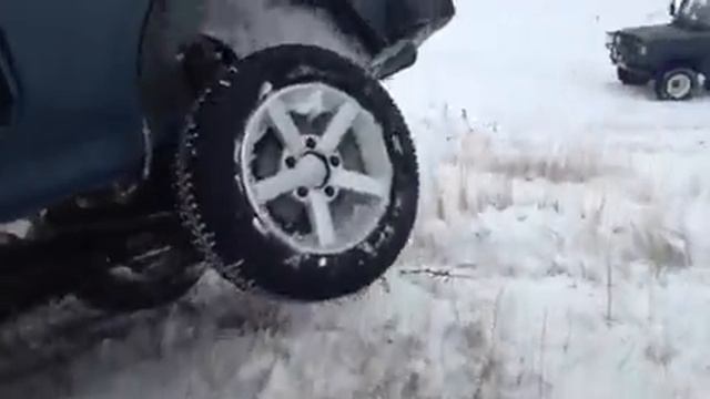 Нива и Курган чуть неперевернулся 4х4 смотреть онлайн