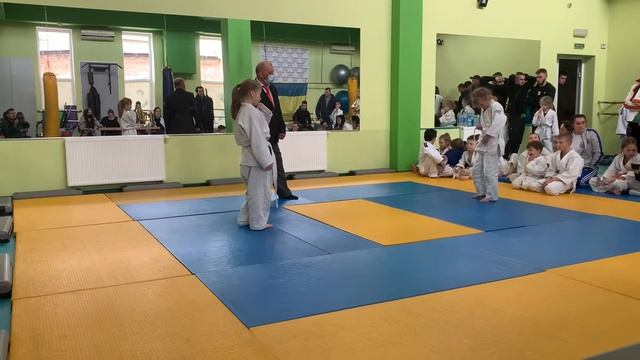 Дівчата в дзюдо смотреть онлайн