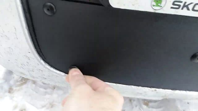 Зимняя накладка на решетку радиатора для Skoda Yeti смотреть онлайн