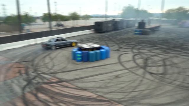 Lexus LS Goes Full Destruction Mode With One of our Favorite Burnyard Drivers! смотреть онлайн