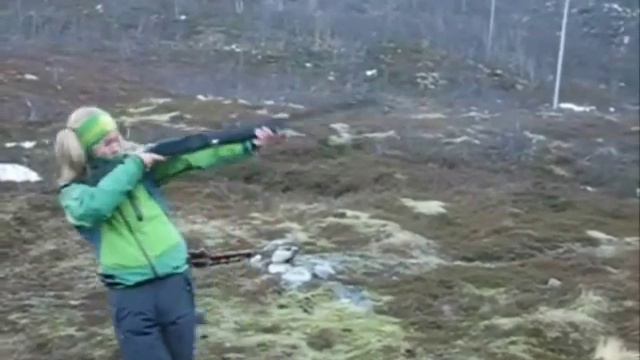 Девушки и Оружие (Girls & Guns) смотреть онлайн