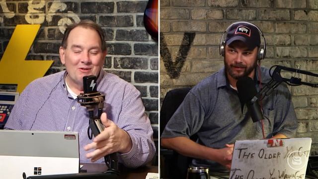 Joe Biden Gaffes Again! This Time, He Forgot Mitt Romney! смотреть онлайн