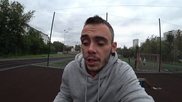 КАК НАУЧИТЬСЯ ОТЖИМАТЬСЯ НА БРУСЬЯХ? Тренировка отжиманий на брусьях смотреть онлайн