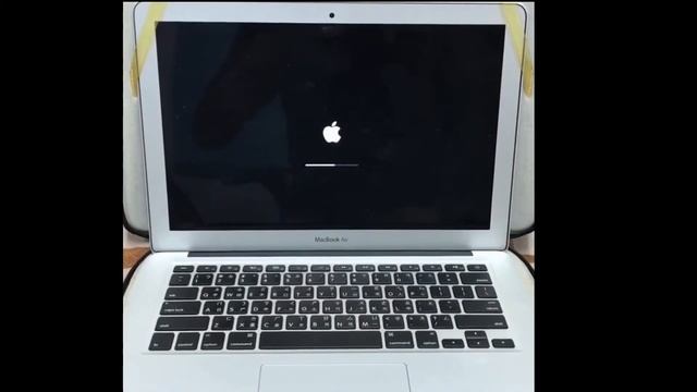 MacBook Air 13 (1.4GHz 雙核心/Intel Core i5/2014/銀/A1466) смотреть онлайн