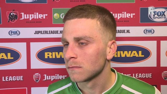 Doelpuntenmaker Robert Mutzers na afloop van FC Dordrecht - Jong Ajax смотреть онлайн