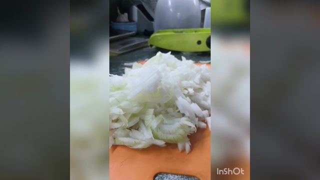 Нарезка лука и моркови на овощерезке TNS3000