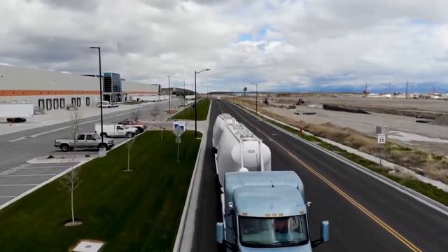 A Brief History Of Barney Trucking смотреть онлайн