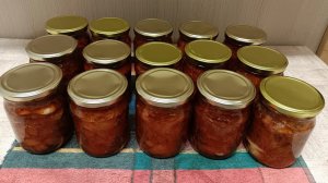 Заморозила укроп . / Щука в томатном соусе, в автоклаве .