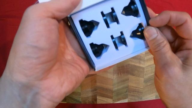 Affordable & Gorgeous DIY HiFi Rack/Shelve from Chopping board & Speaker Spikes | E Project смотреть онлайн