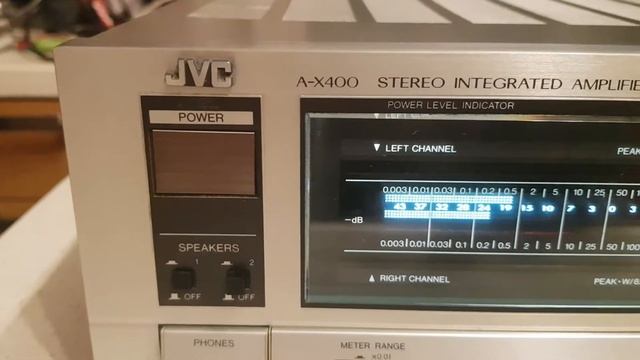 JVC A-X400