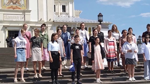 Хор в Дивеево 1 июня 2023 года в Серафимо-Дивеевском монастыре смотреть онлайн