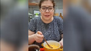 Мукбанг Едим с мужем/Каша пшенная с тыквой, Блинчики с вареной сгущенкой