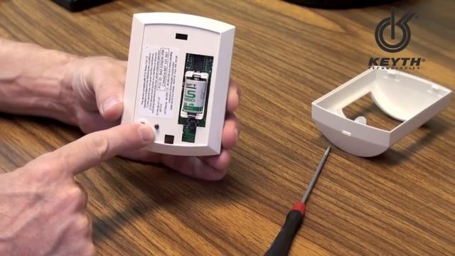 Motion Sensor Battery Replacement смотреть онлайн